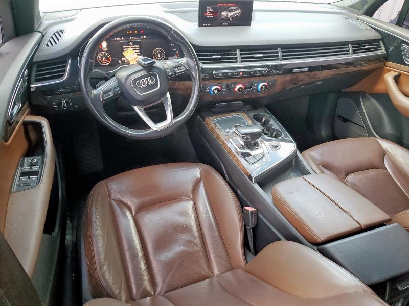 2017 AUDI Q7 PREMIUM WA1LAAF78HD022394