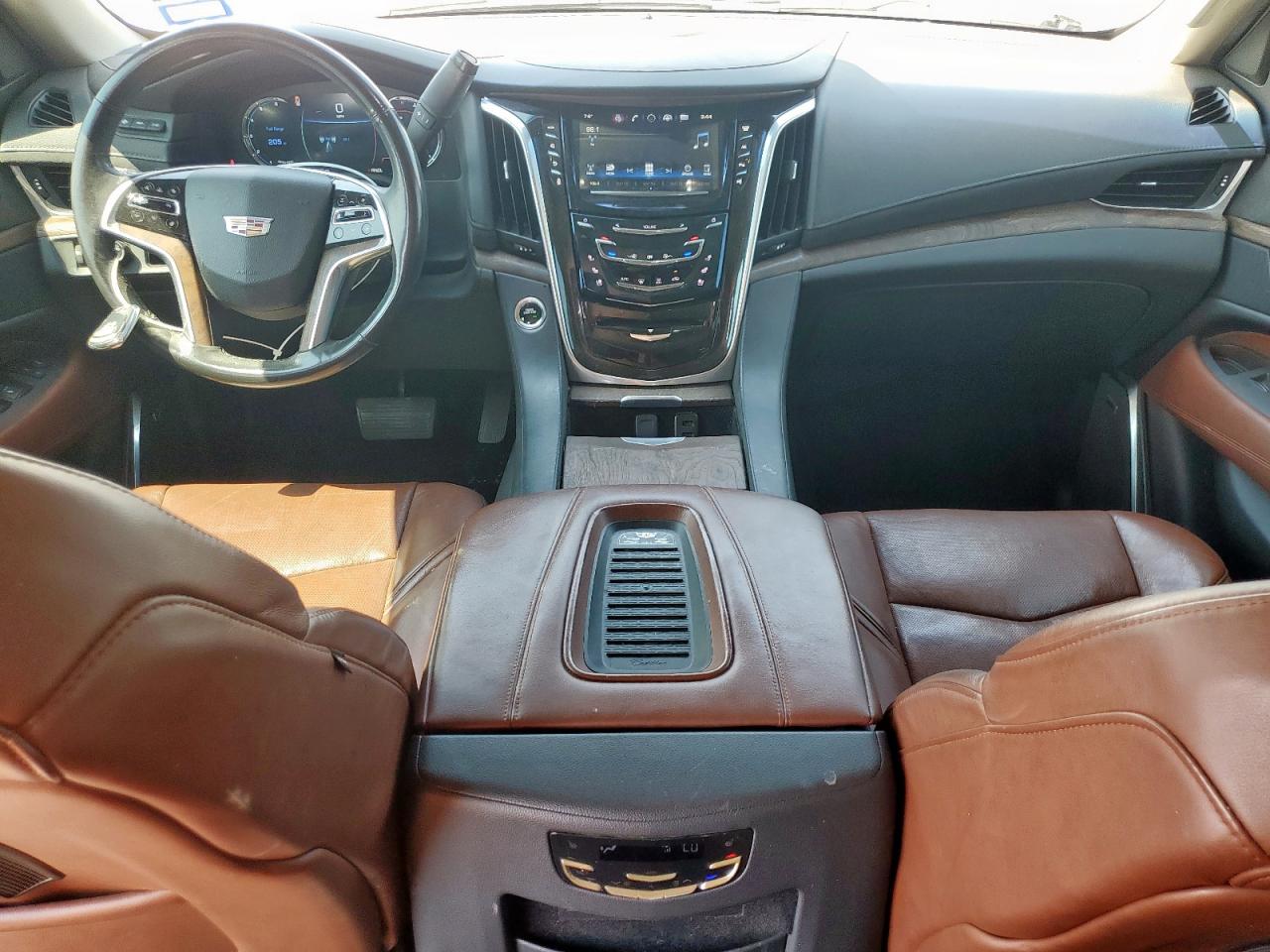 CADILLAC ESCALADE PREMIUM LUXURY