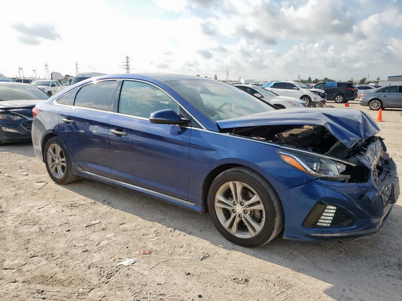 HYUNDAI SONATA SPORT