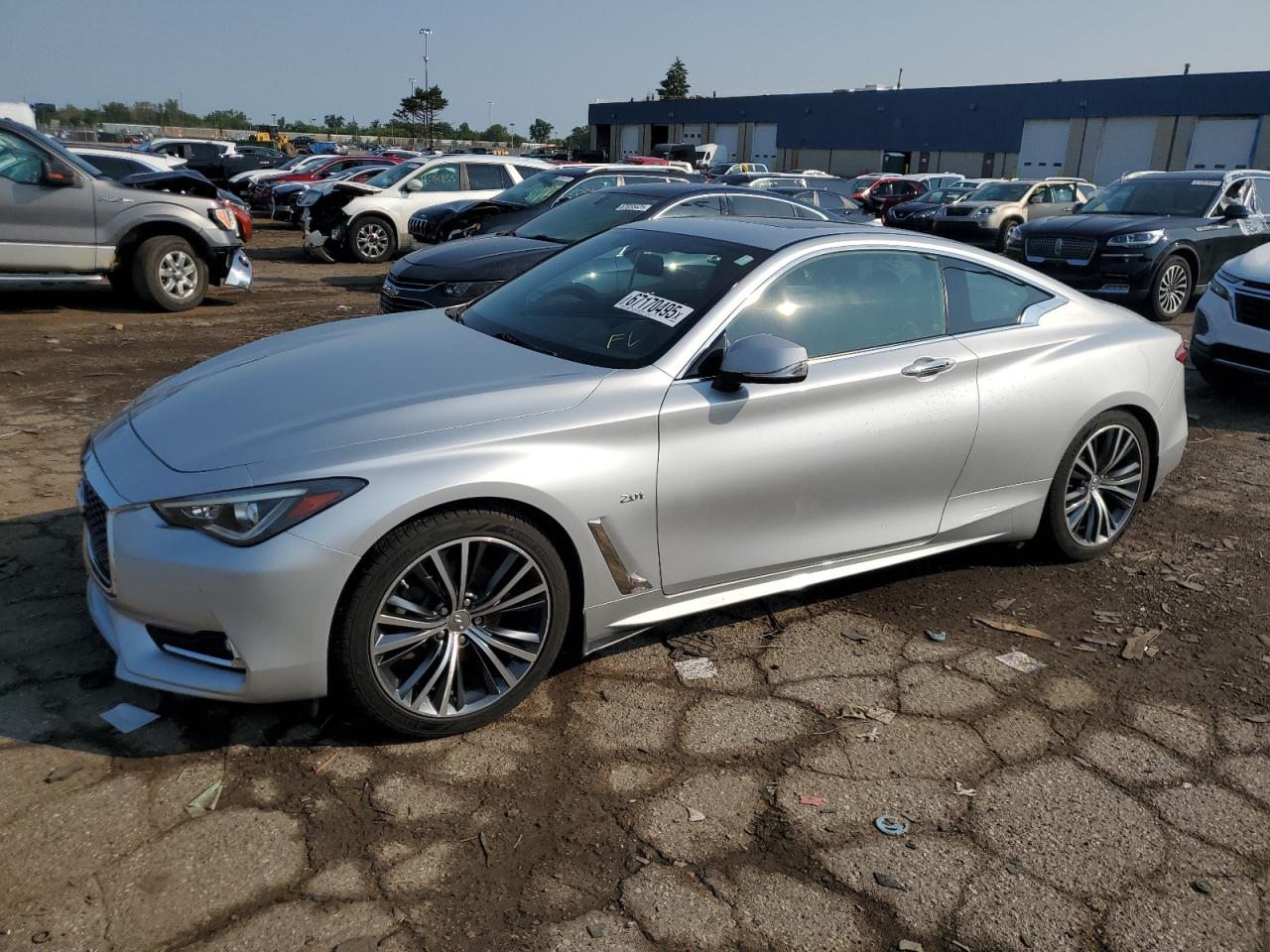 INFINITI Q60 BASE