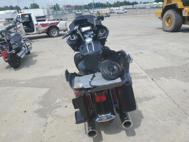 2017 HARLEY-DAVIDSON FLTRU 1HD1KGD13HB609558