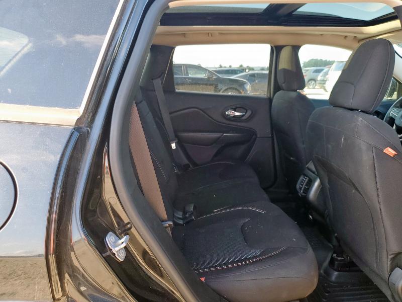 2016 JEEP CHEROKEE L 1C4PJLCB0GW376232