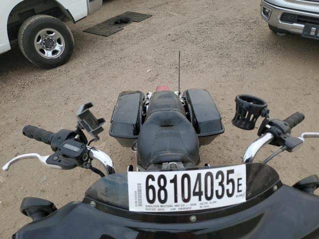 2009 HARLEY-DAVIDSON FLHX 1HD1KB4199Y670110