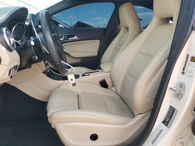 2018 MERCEDES-BENZ CLA 250 WDDSJ4EB3JN561083