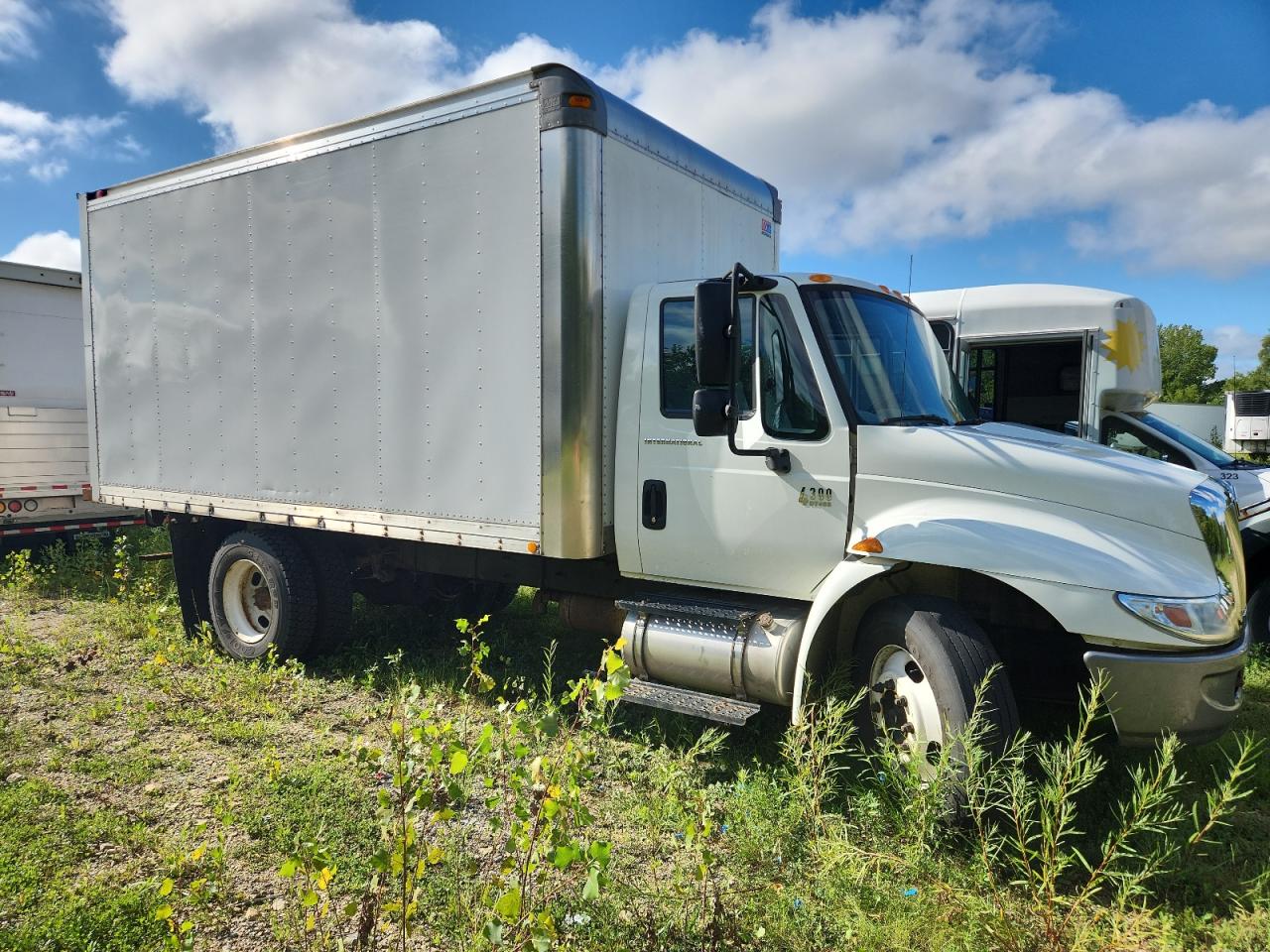 Lot #3270789875 2006 INTERNATIONAL 4000 4300