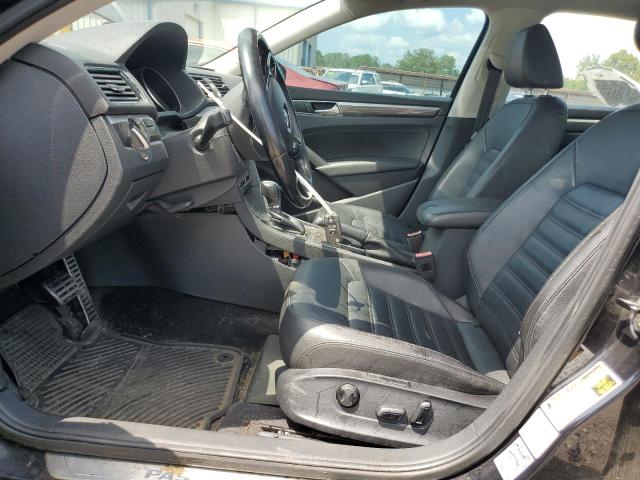 2017 VOLKSWAGEN PASSAT SEL 1VWCT7A31HC021758