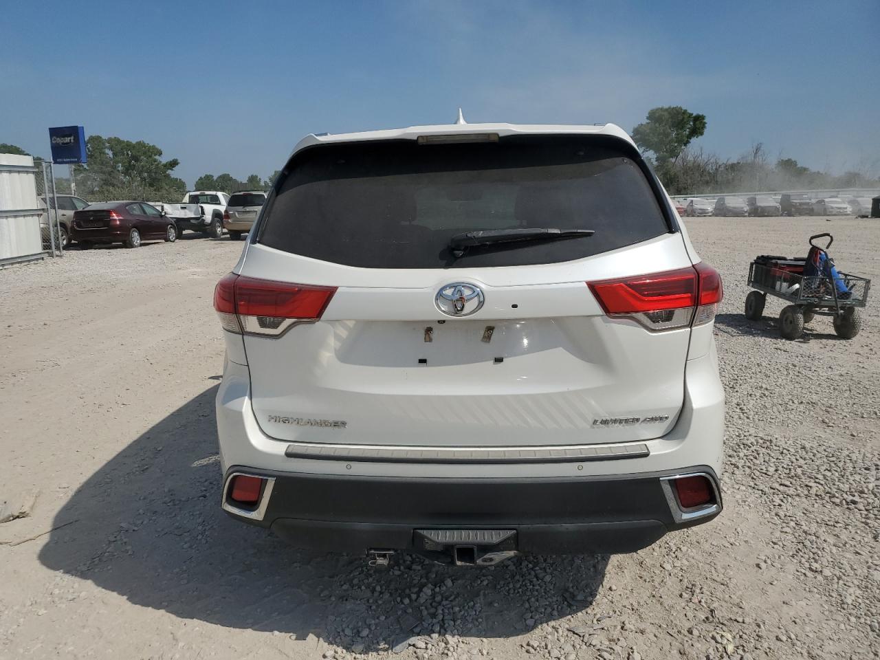 Lot #3264589913 2018 TOYOTA HIGHLANDER