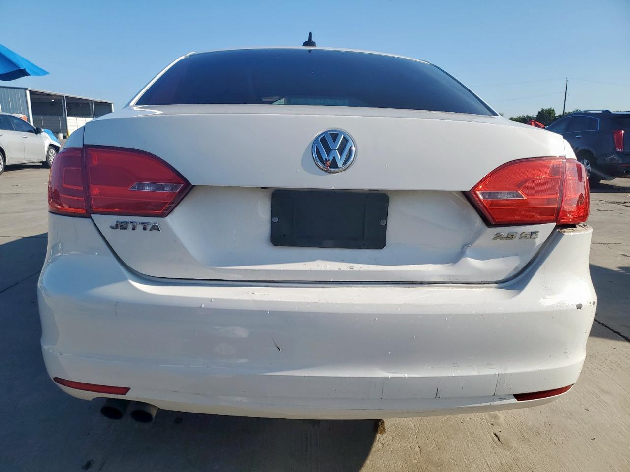 VOLKSWAGEN JETTA SE