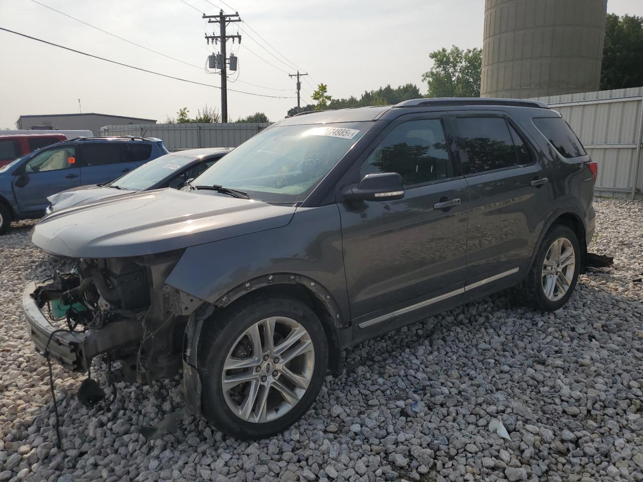 FORD EXPLORER XLT