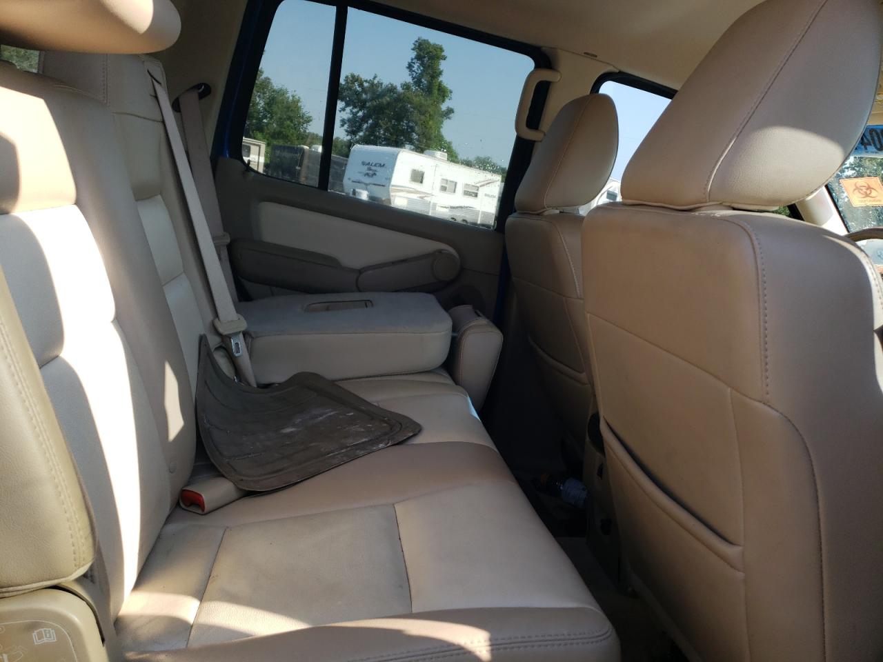 FORD EXPLORER EDDIE BAUER