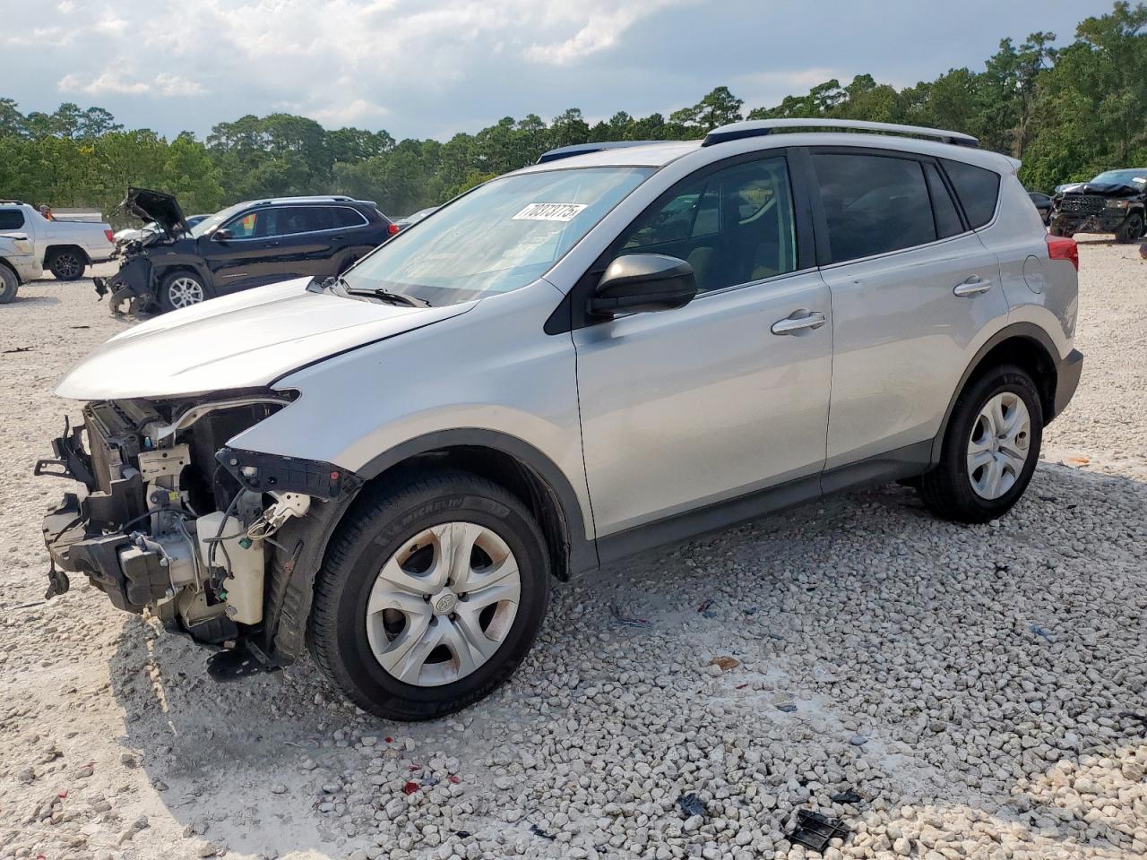 TOYOTA RAV4 LE