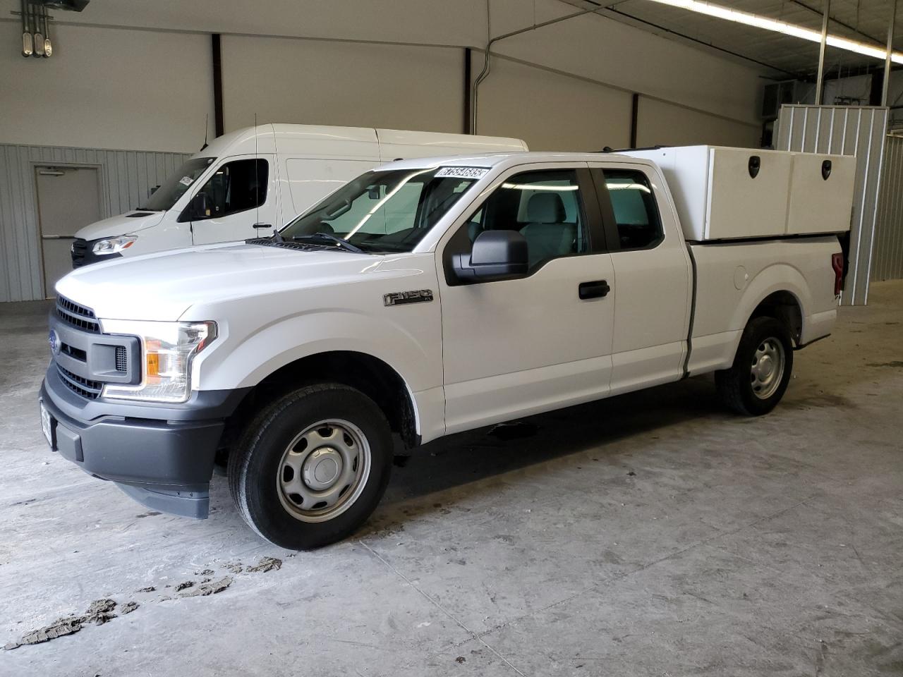 FORD F-150 SUPER CAB