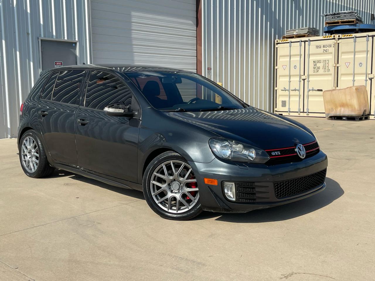 VOLKSWAGEN GOLF GTI