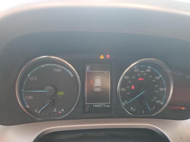 2018 TOYOTA RAV4 HV LE JTMRJREV6JD221027