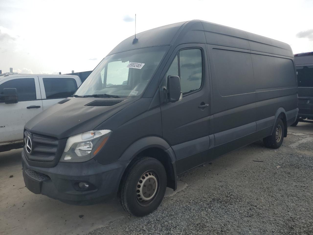 MERCEDES-BENZ SPRINTER 3500