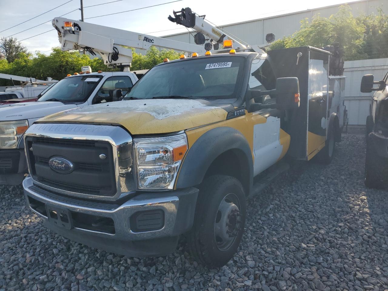 FORD F-550 SUPER DUTY