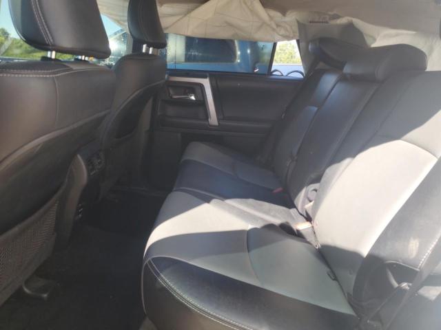 2018 TOYOTA 4RUNNER SR - JTEBU5JR2J5539484