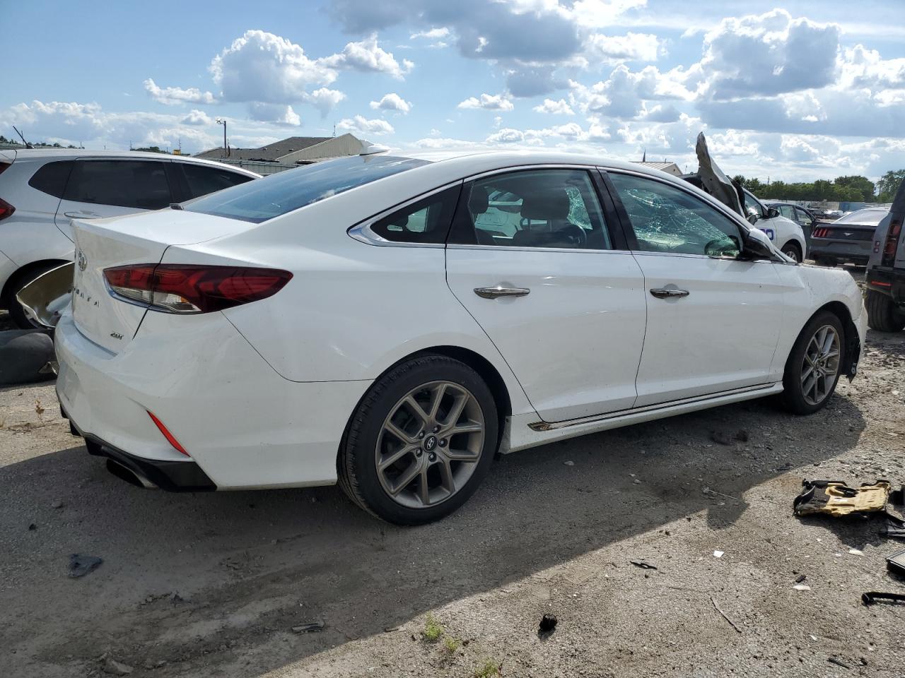 HYUNDAI SONATA SPORT