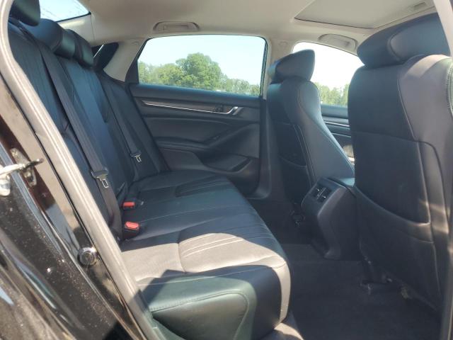 2018 HONDA ACCORD TOU 1HGCV1F95JA191311