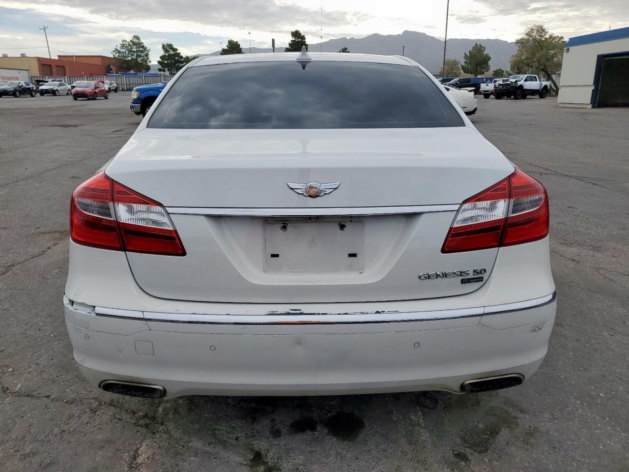 HYUNDAI GENESIS 5.0L