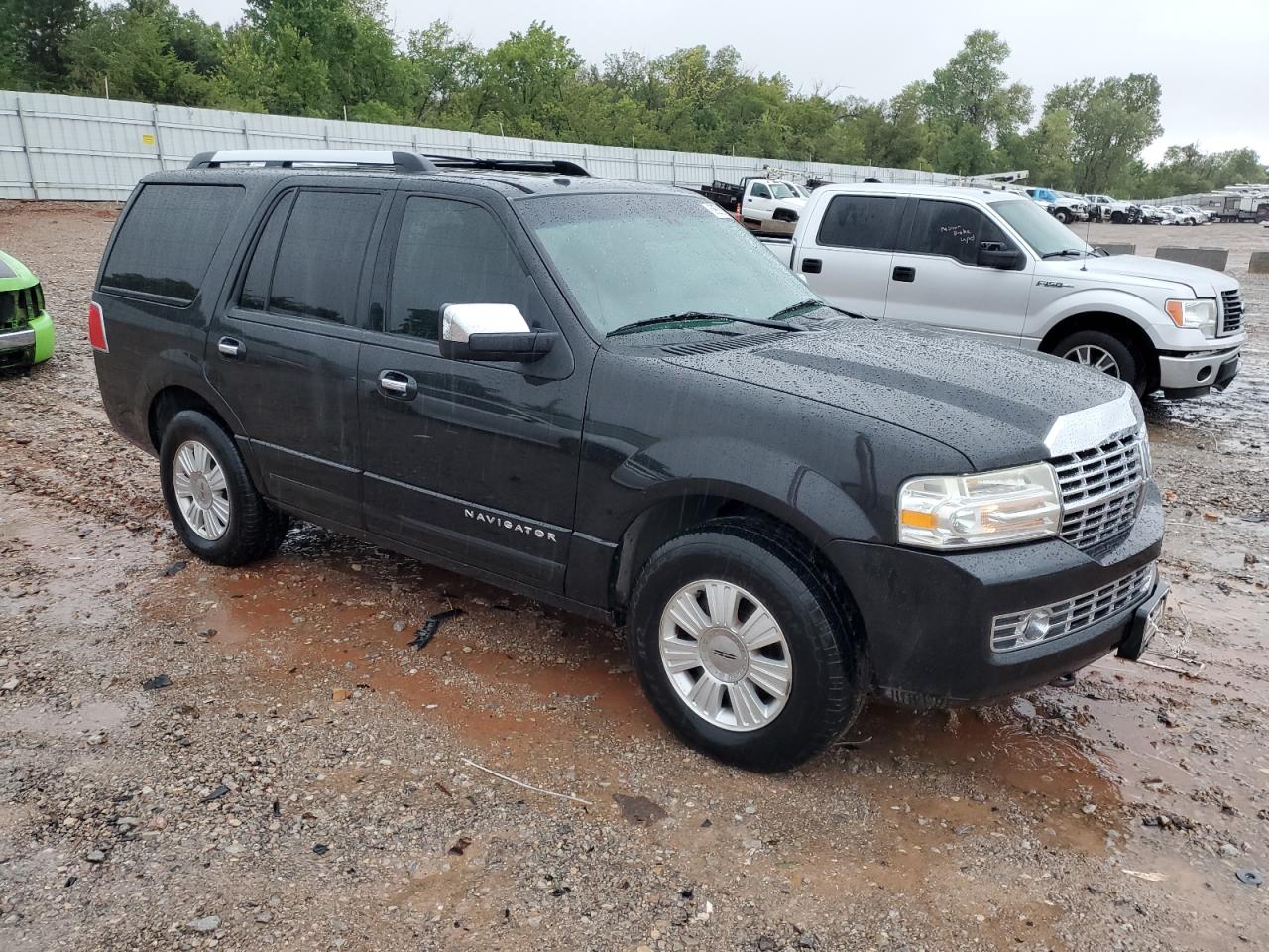 LINCOLN NAVIGATOR