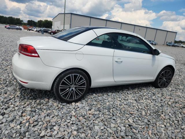 2015 VOLKSWAGEN EOS LUX WVWFW8AH1FV003285
