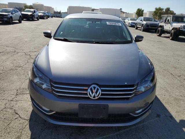 2015 VOLKSWAGEN PASSAT S 1VWAS7A36FC090680