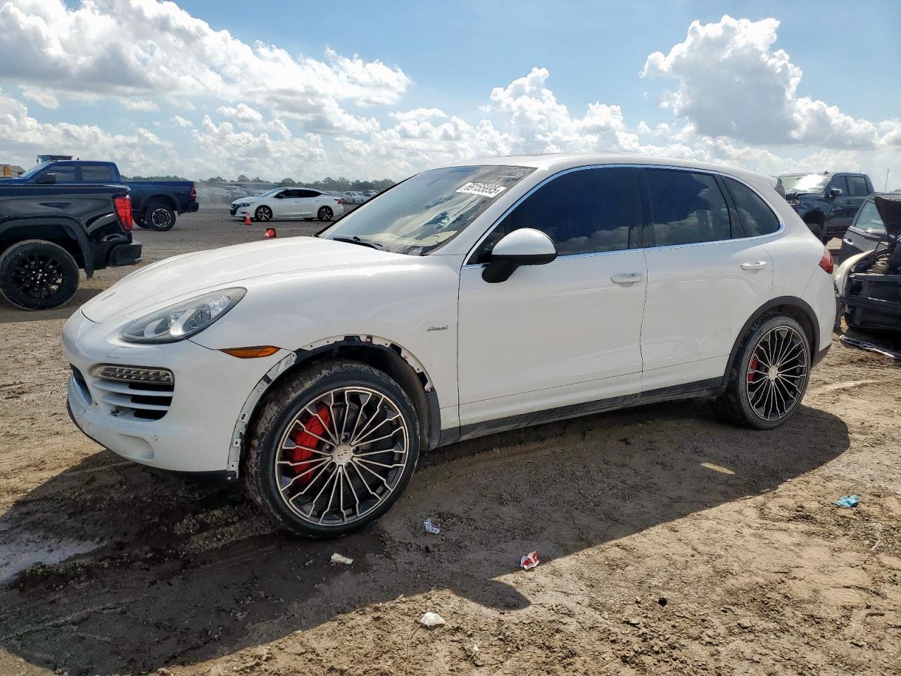 PORSCHE CAYENNE