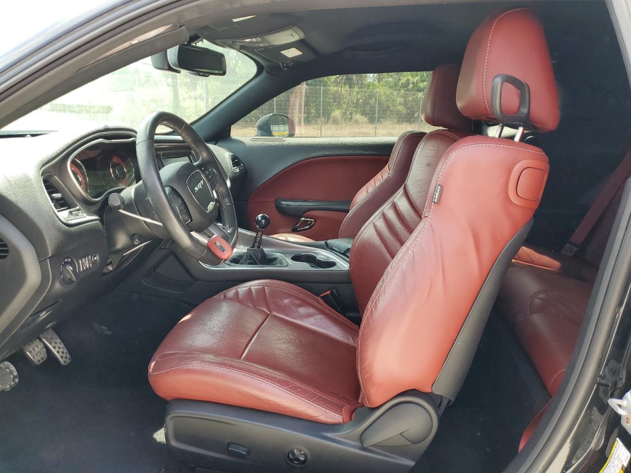 DODGE CHALLENGER SRT HELLCAT