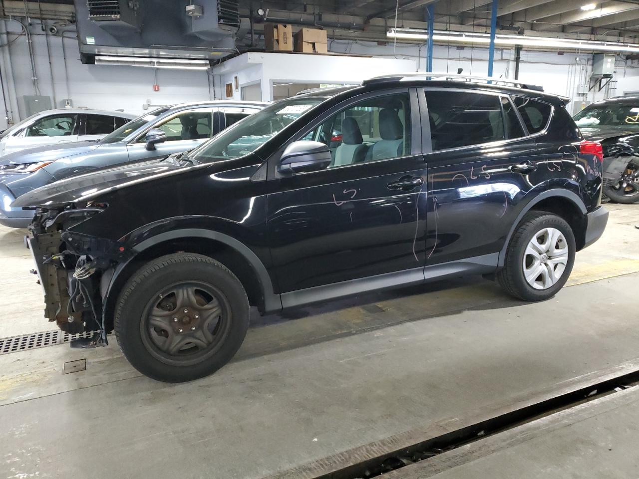 TOYOTA RAV4 LE