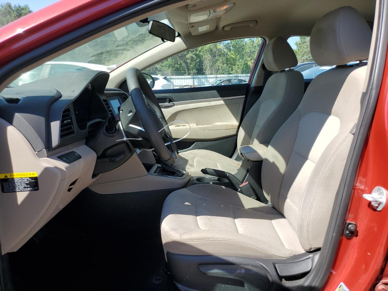 Lot #3315820359 2019 HYUNDAI ELANTRA SE