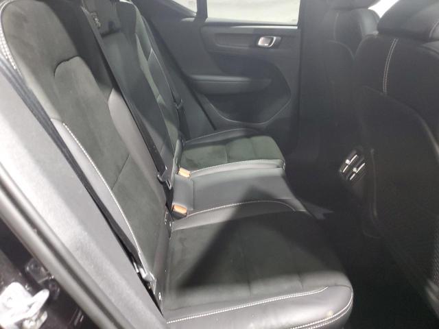 2021 VOLVO XC40 T5 R- - YV4162UM4M2449345