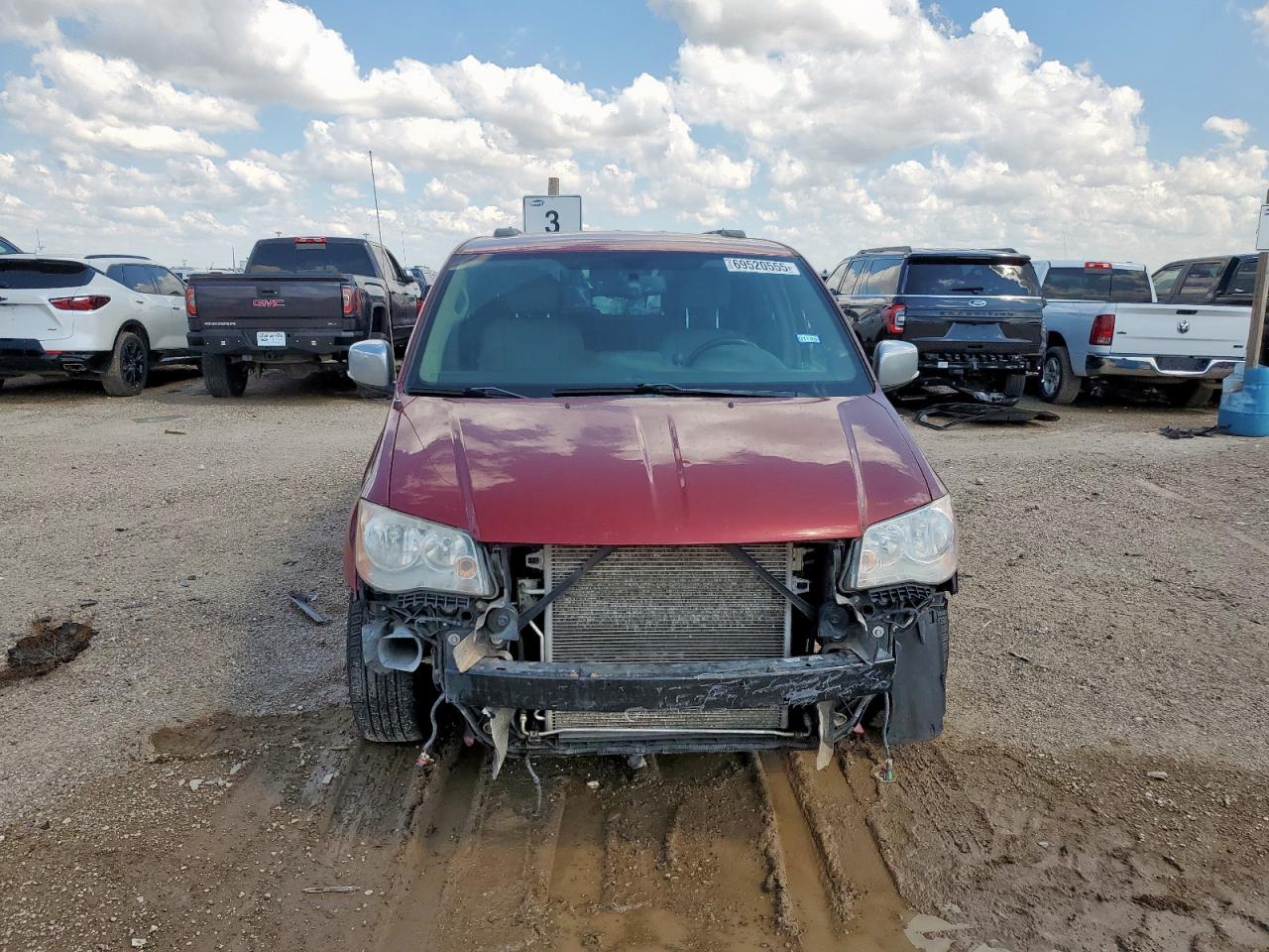 CHRYSLER TOWN & COUNTRY TOURING L