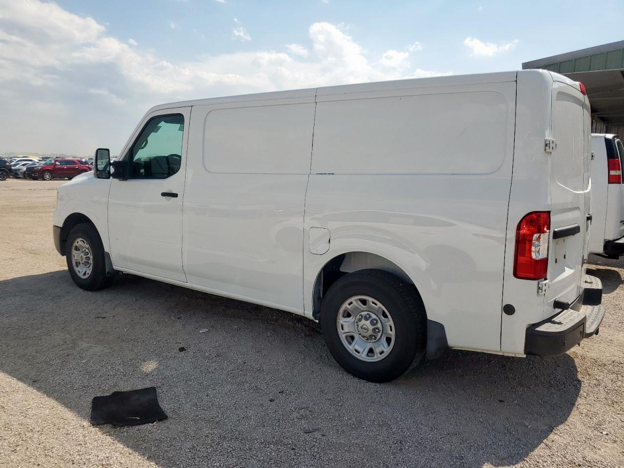 NISSAN NV2500 2500 SV