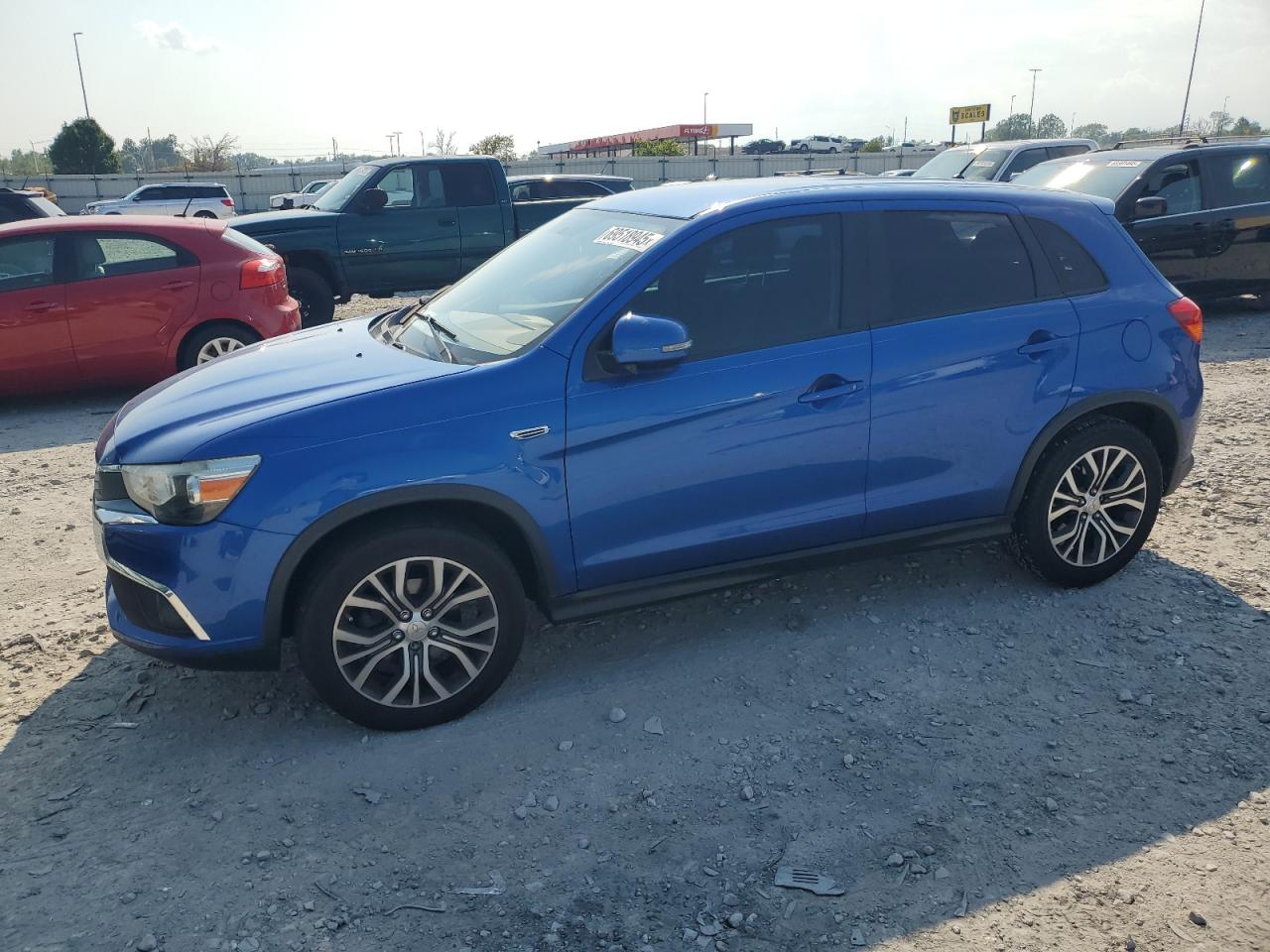 MITSUBISHI OUTLANDER ES