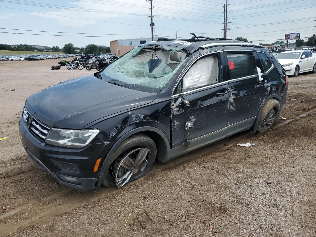 VOLKSWAGEN TIGUAN SE