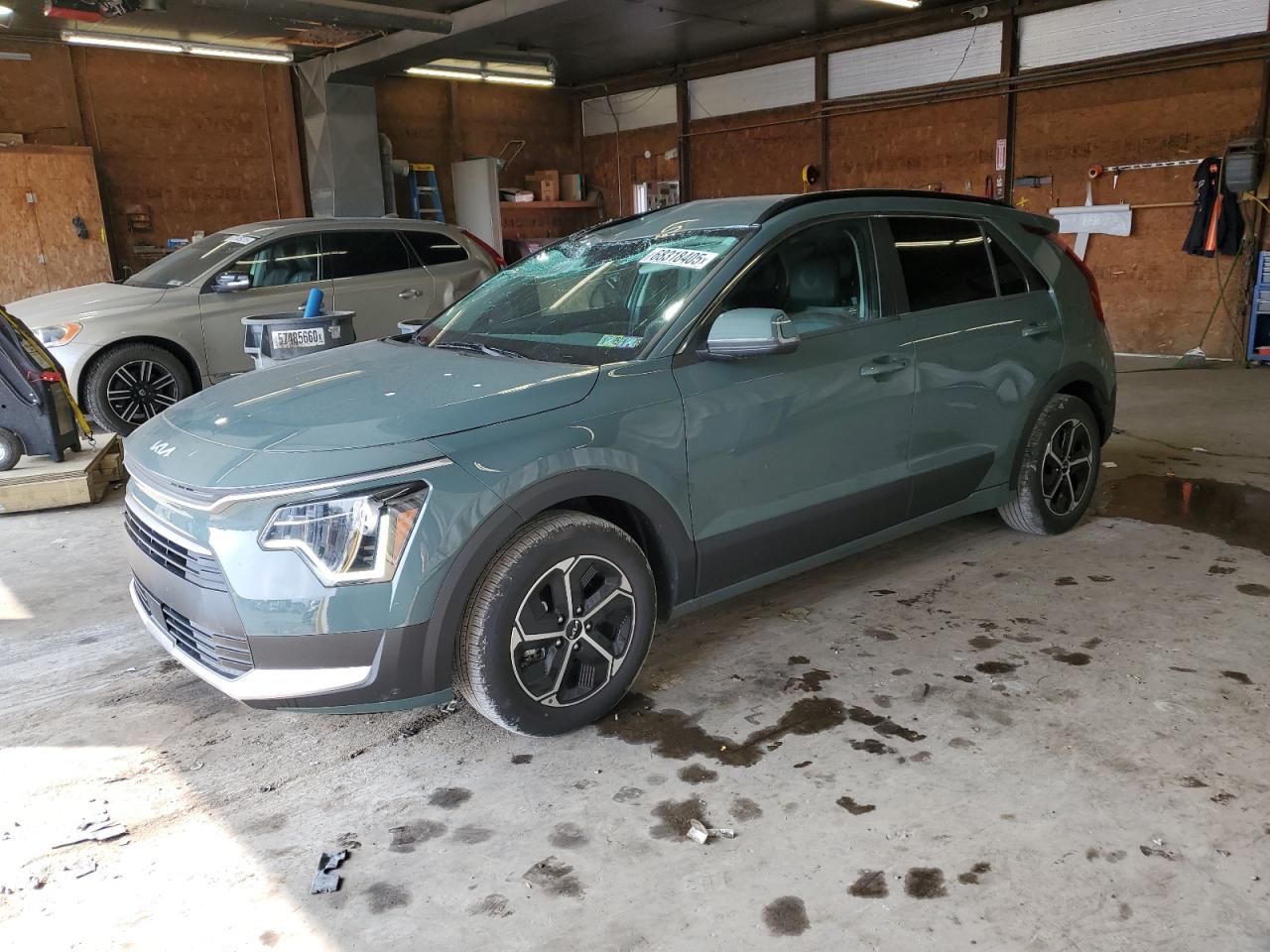 KIA NIRO EX