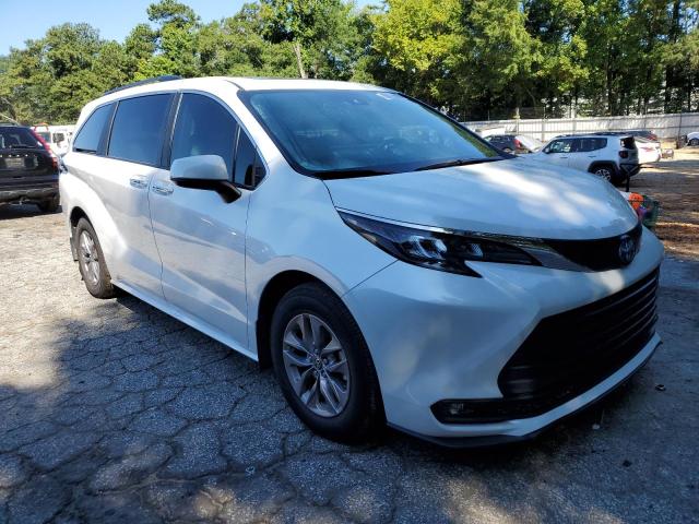 2025 TOYOTA SIENNA XLE 5TDYRKEC2SS258012