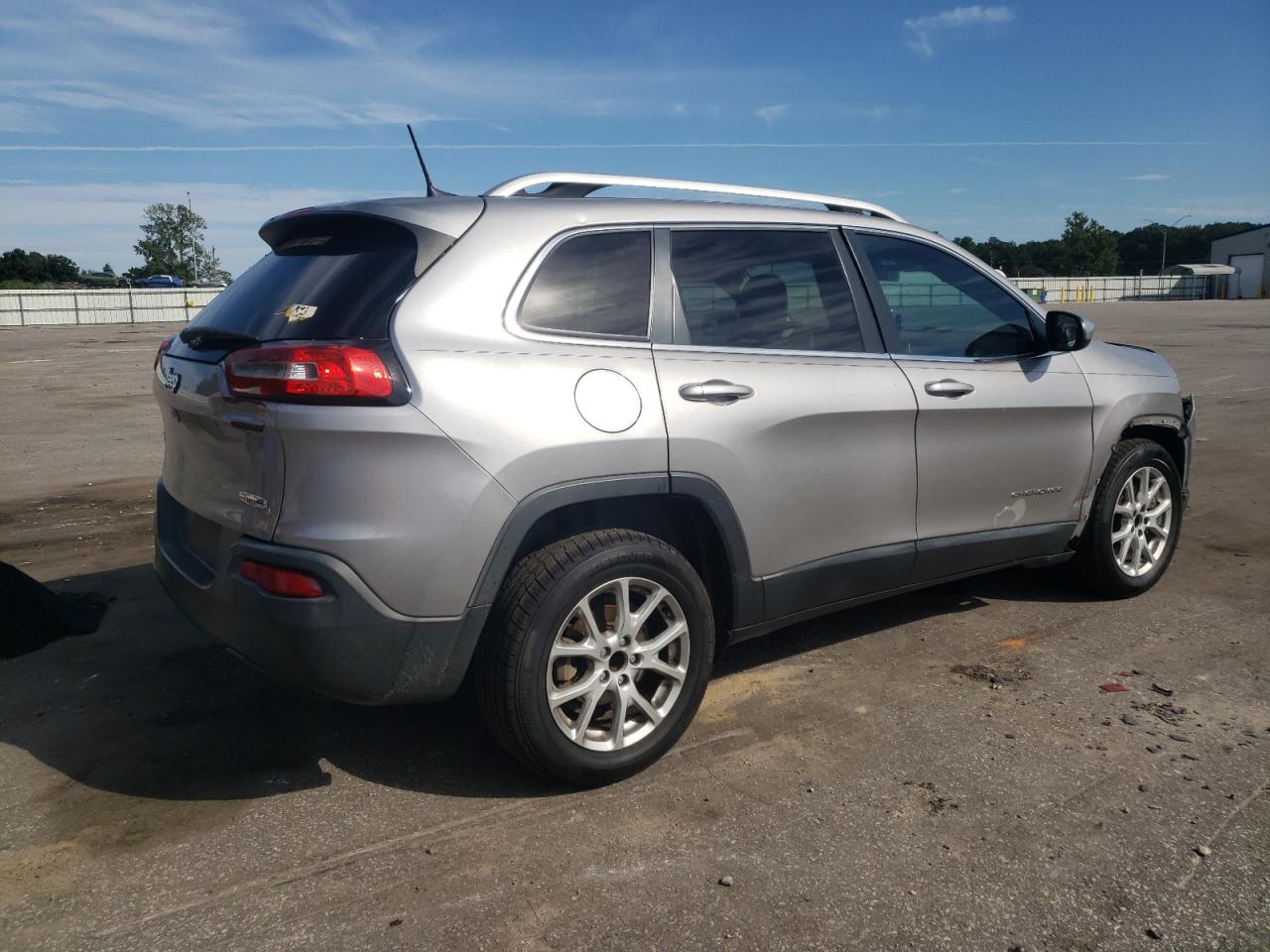 Lot #3311644246 2018 JEEP CHEROKEE LATITUDE