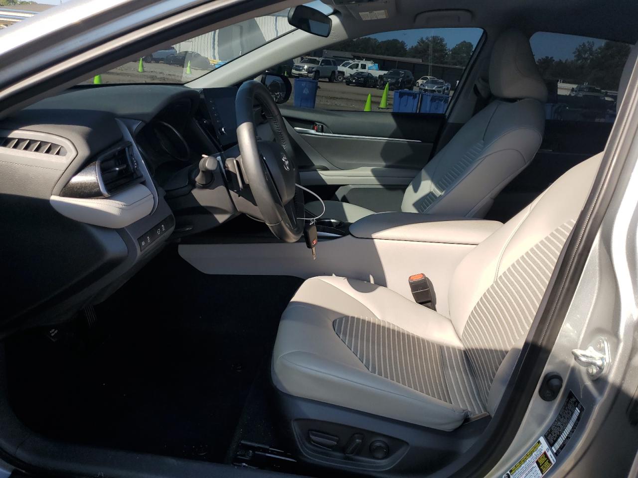 TOYOTA CAMRY SE NIGHT SHADE