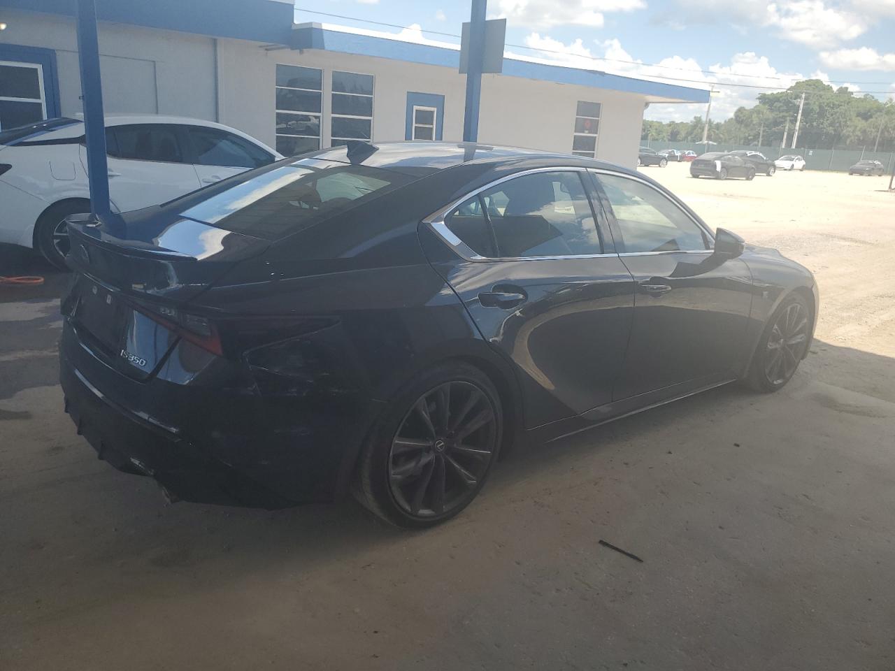 LEXUS IS 350 F SPORT DESIGN