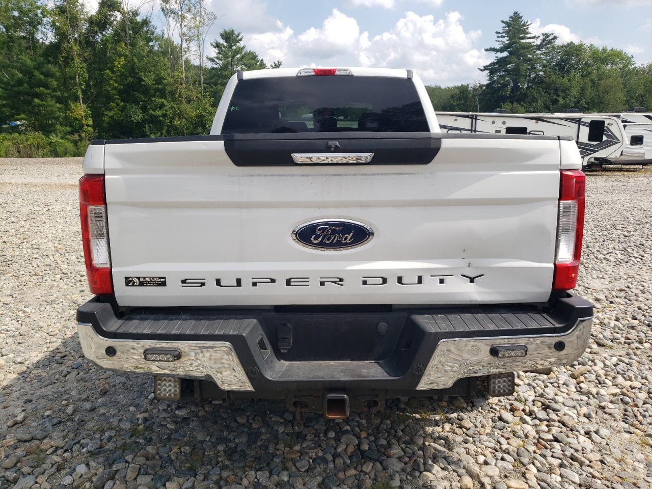 FORD F-250 SUPER DUTY