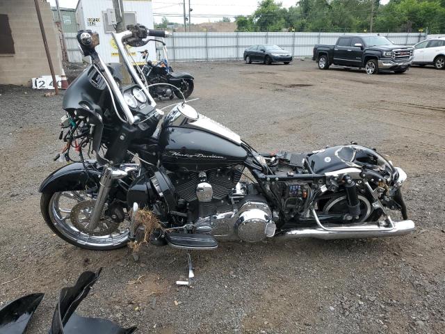 2011 HARLEY-DAVIDSON FLTRX 1HD1KHM18BB647896