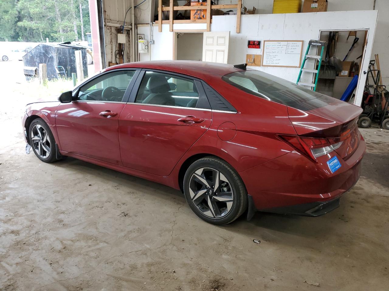 HYUNDAI ELANTRA LIMITED