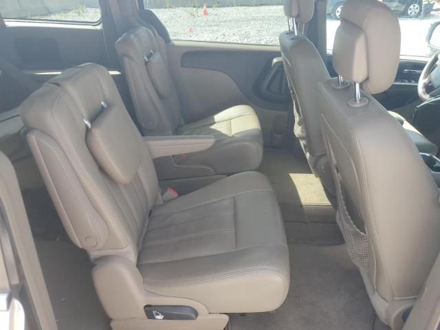 2016 CHRYSLER TOWN & COU 2C4RC1BG1GR231245