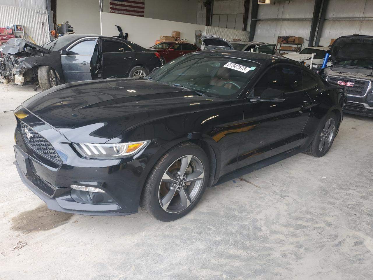FORD MUSTANG