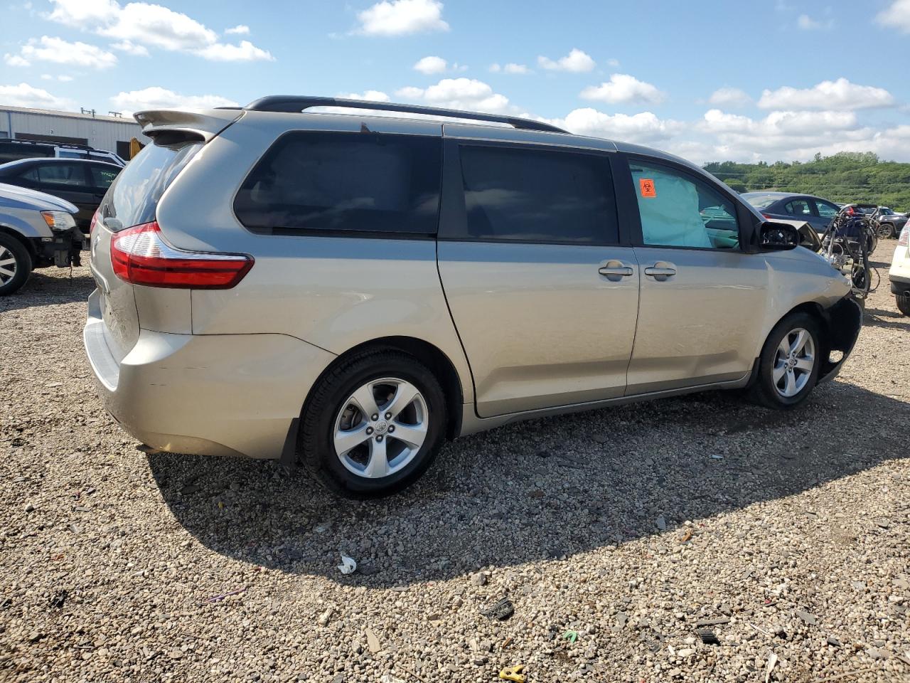 Lot #3282544900 2017 TOYOTA SIENNA LE