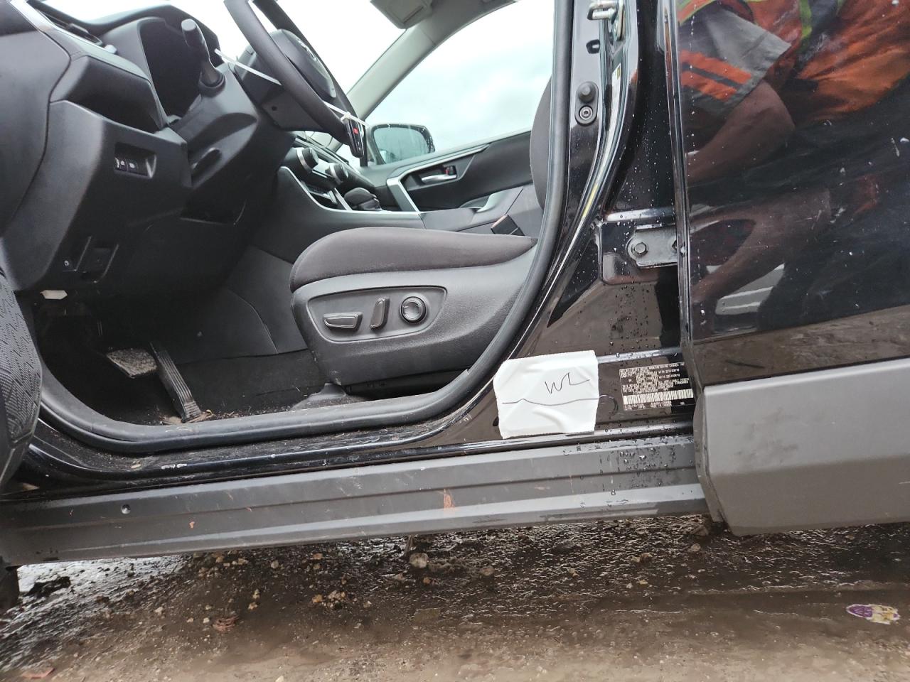 TOYOTA RAV4 WOODLAND EDITION