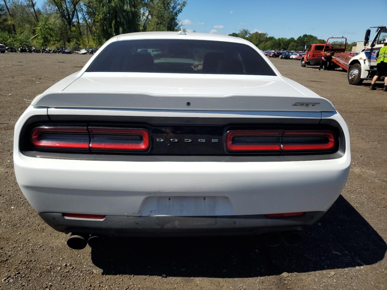 DODGE CHALLENGER SRT 392