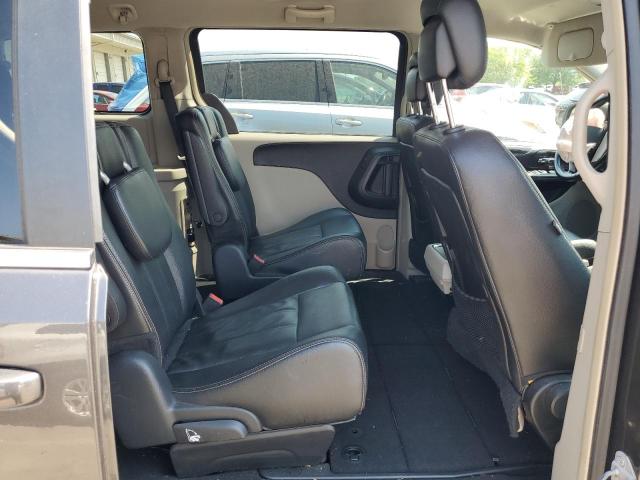 2016 CHRYSLER TOWN & COU - 2C4RC1BG0GR301222